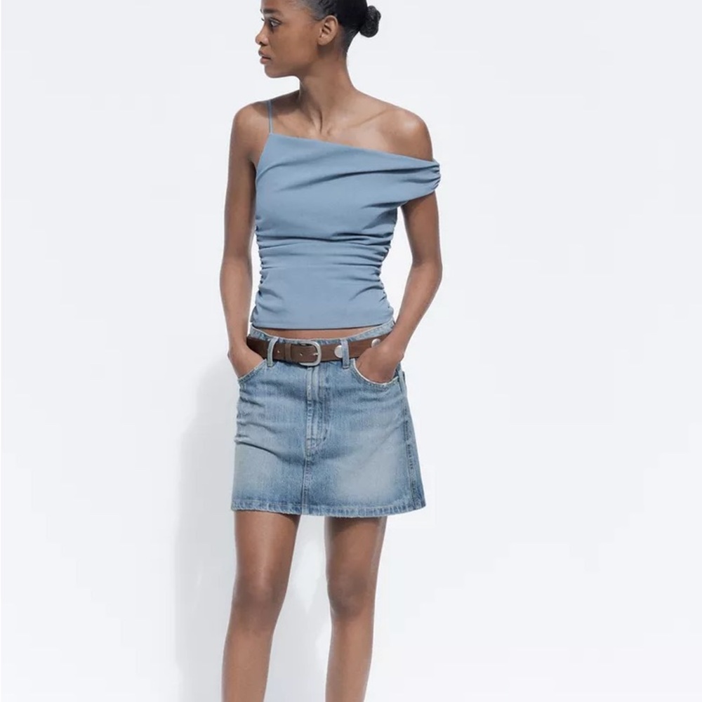 NWT ZARA RUCHED ASYMMETRIC TOP